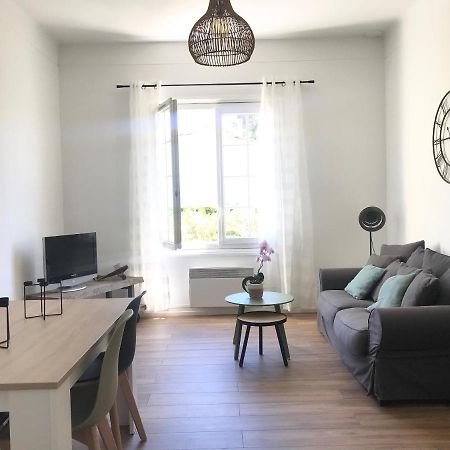 Grand F2 Quartier Les Plaines, Boulouris Proche Mer Et Port Santa-Lucia Saint-Raphael  Ngoại thất bức ảnh