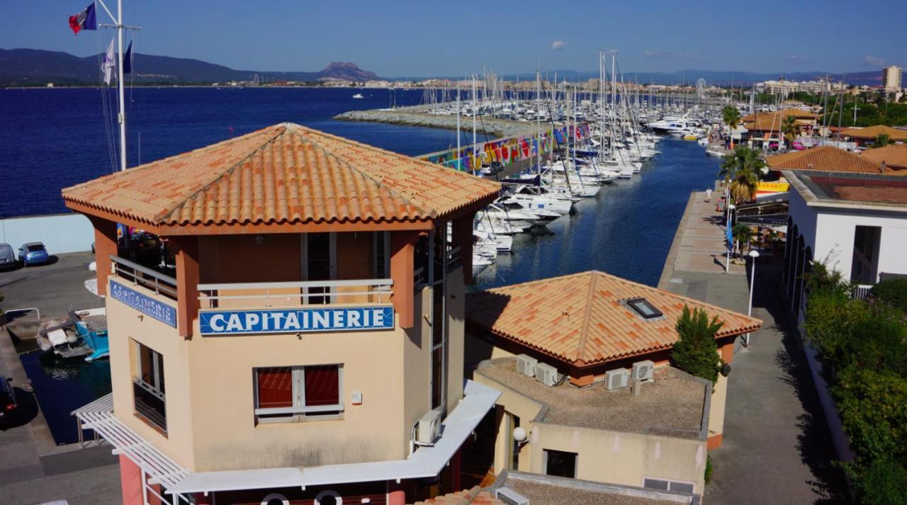 Grand F2 Quartier Les Plaines, Boulouris Proche Mer Et Port Santa-Lucia Saint-Raphael  Ngoại thất bức ảnh